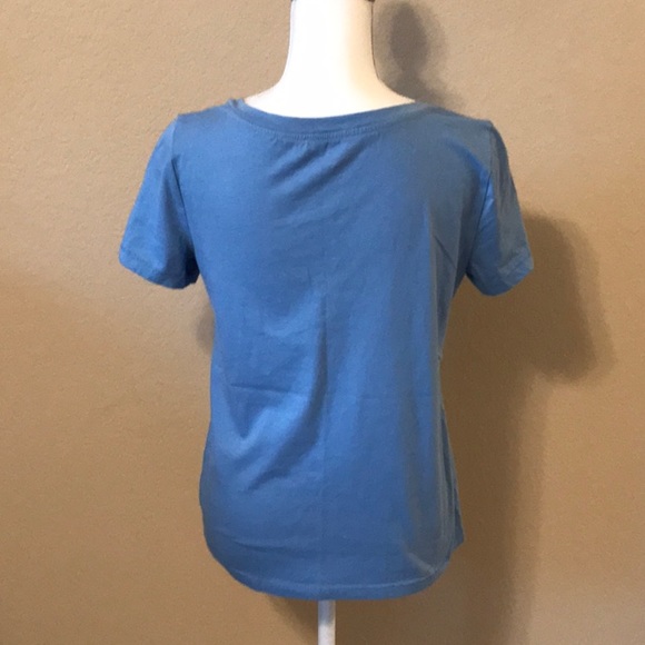 GAP Organic V-Neck Cotton T-Shirt - Picture 4 of 10